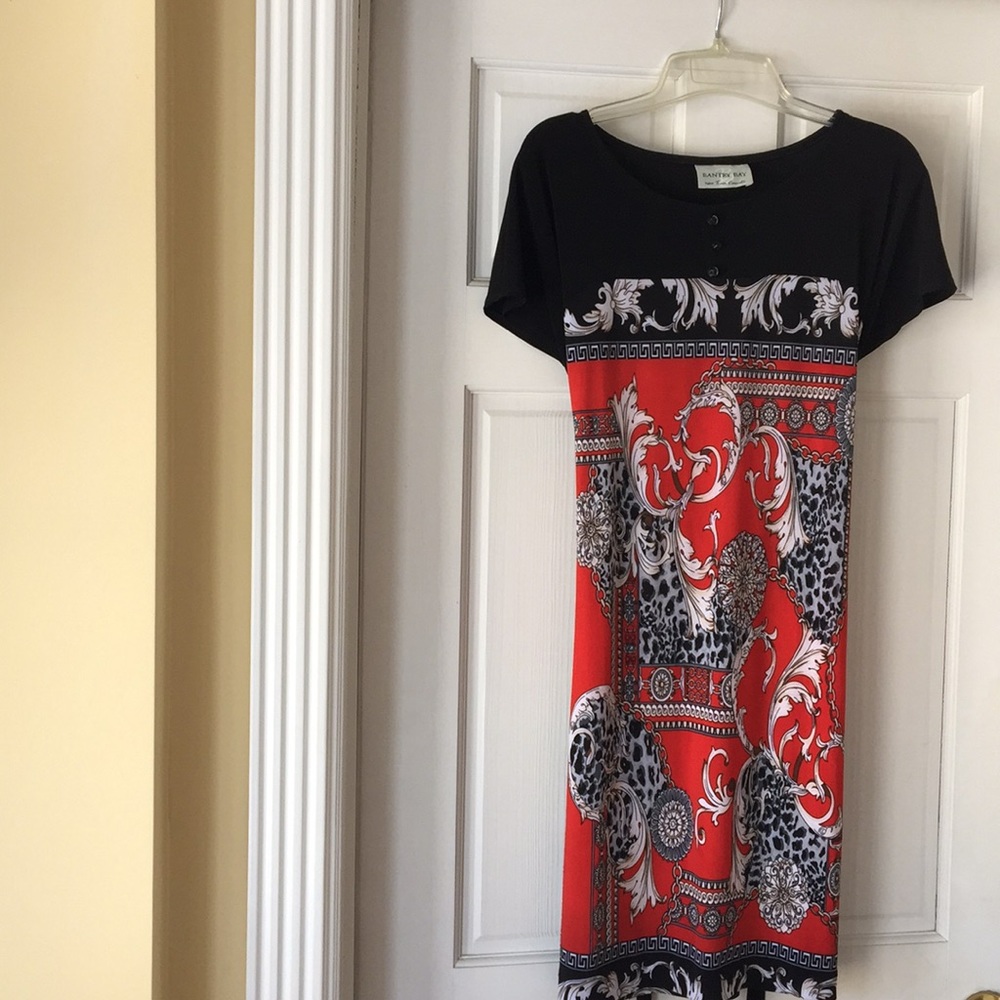 Dress..Black, red, and white design, so pretty!